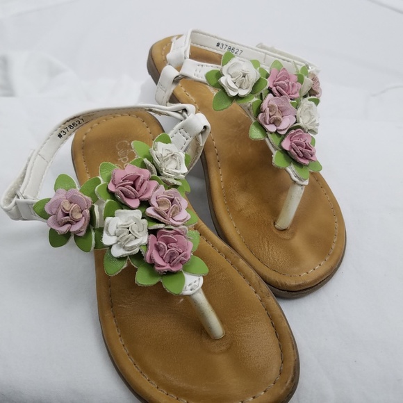 cupcake couture sandals